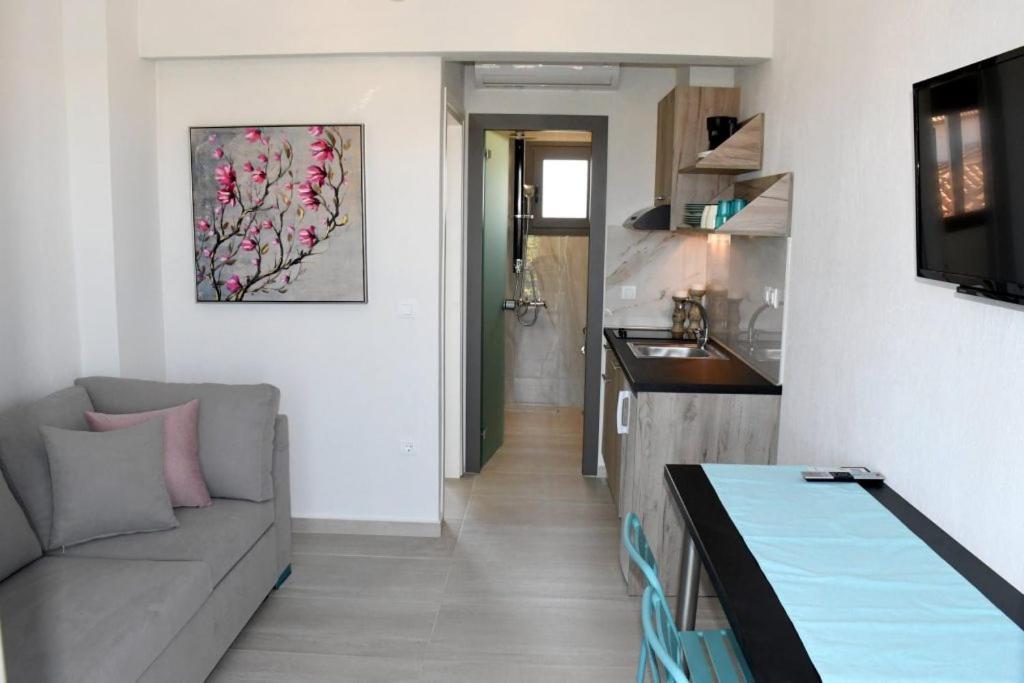 Theano Luxury Suites Nikiti Luaran gambar