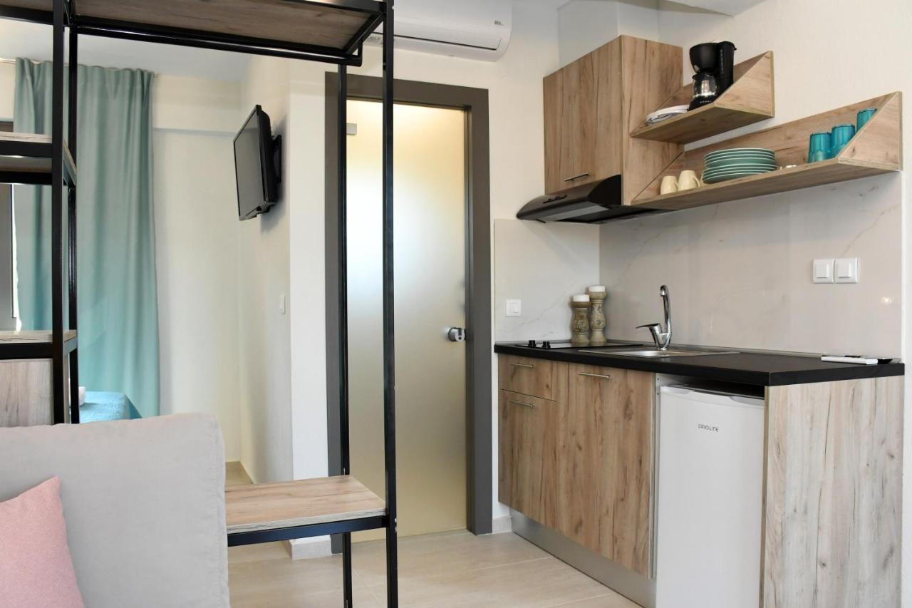 Theano Luxury Suites Nikiti Luaran gambar
