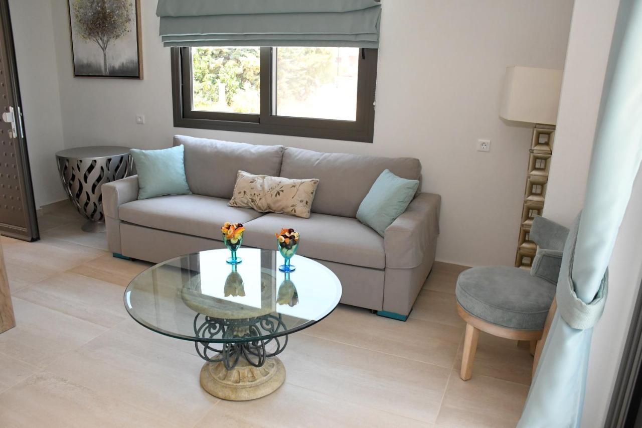 Theano Luxury Suites Nikiti Luaran gambar
